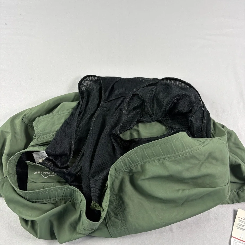 Eddie Bauer Shorts Men 2XL (Size 50) Green Amphib Hybrid Outdoor Relaxed Fit NEW